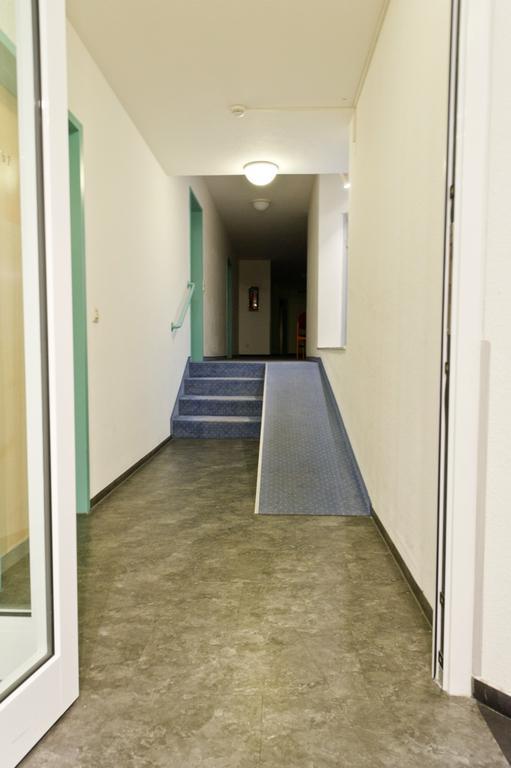 Hotel Domino Stuttgart Bagian luar foto